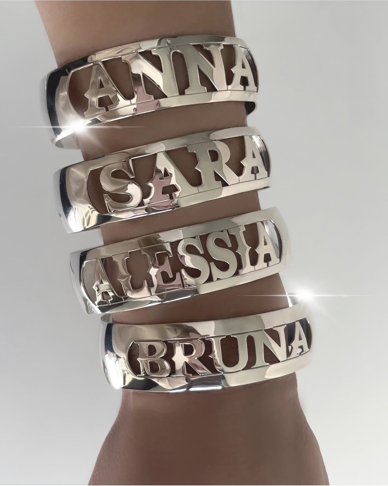 Bracciale rigido personalizzato